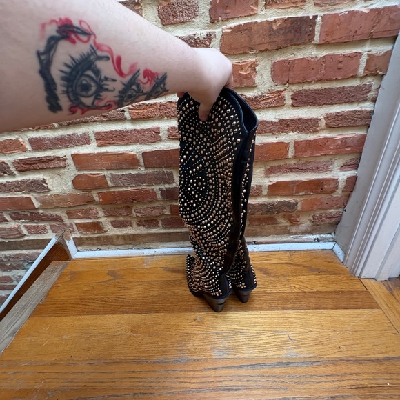 Vera Wang Black Studded Heeled Boots - Picture 8 of 13